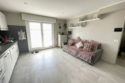 Villa a Suzzara, Mantua, Suzzara - € 216.000 | Ref: 2704 - foto 3