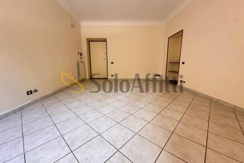 Apartament a Caserta, Caserta, Caserta - € 700/mes | Ref: 3F95 - foto 4
