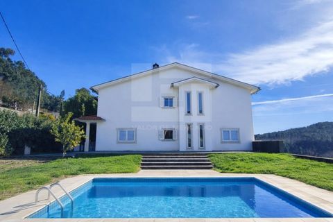 Villa i Castro Daire, Viseu, Castro Daire - € 230.000 | Ref: 02028954 - foto 1