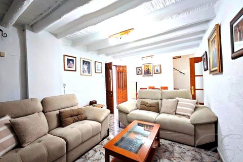 Villa i Vinuela, Malaga, Vinuela - € 150.000 | Ref: XL4668 - foto 2