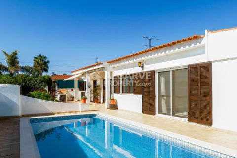 Villa i Almancil, Faro, Almancil - € 650.000 | Ref: V247851J - foto 1
