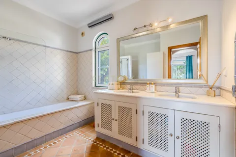 Villa i Almancil, Faro, Almancil - € 1.750.000 | Ref: C0358-01063 - foto 17