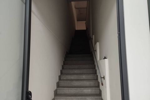 L'establiment comercial a Pontedera, Pisa, Pontedera - € 2.200/mes | Ref: DV2026009 - foto 4