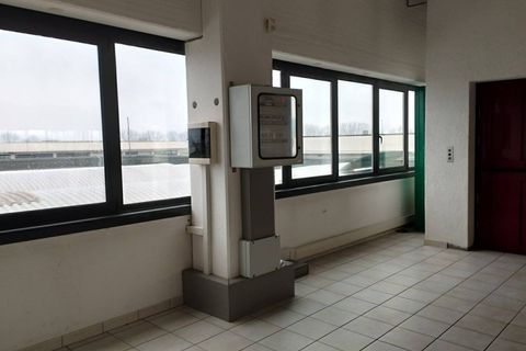 L'establiment comercial a Pontedera, Pisa, Pontedera - € 2.200/mes | Ref: DV2026009 - foto 21