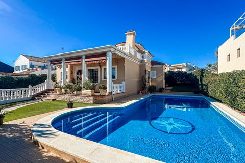 Villa i La Mata, Alicante, La Mata - € 950.000 | Ref: CLDZCJ-81500 - foto 1