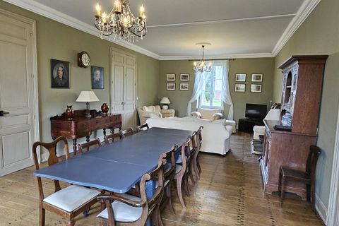 Villa a Bessac, Charente, Bessac - € 975.000 | Ref: BVI84543 - foto 4
