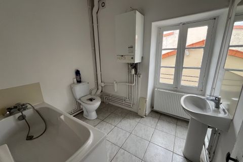 Villa a Montmorillon, Vienne, Montmorillon - € 41.000 | Ref: BVI84582 - foto 8
