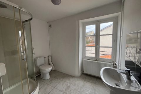 Villa a Montmorillon, Vienne, Montmorillon - € 41.000 | Ref: BVI84582 - foto 5