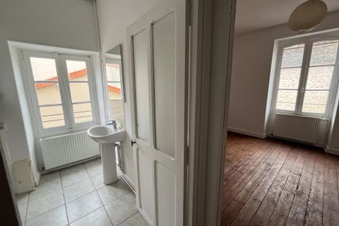 Villa a Montmorillon, Vienne, Montmorillon - € 41.000 | Ref: BVI84582 - foto 11