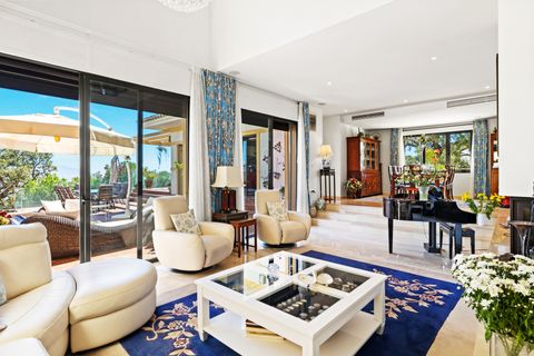 Villa i Marbella, Malaga, Marbella - € 2.100.000 | Ref: HFMs491548 - foto 9