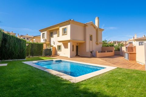 Rækkehus i Fuengirola, Malaga, Fuengirola - € 715.000 | Ref: R5315233 - foto 1