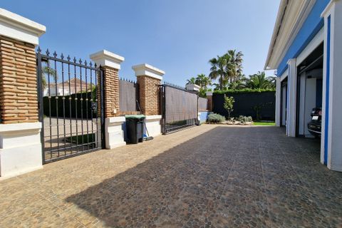 Villa a Guadalmina, Malaga, Guadalmina - € 2.195.000 | Ref: R5110717 - foto 24