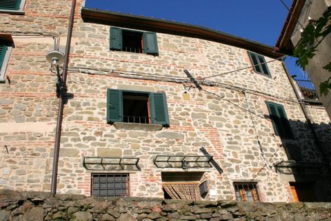 Villa a Pescia, Pistoia, Pescia - € 90.000 | Ref: 316 - foto 2