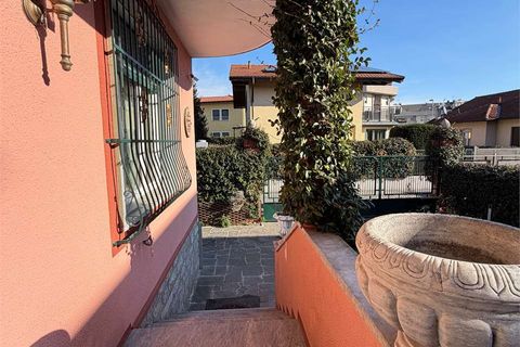 Villa i Verbania, Verbano Cusio Ossola, Verbania - € 700.000 | Ref: V000925 - foto 2