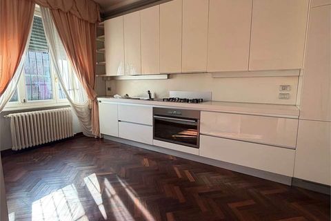 Villa i Verbania, Verbano Cusio Ossola, Verbania - € 700.000 | Ref: V000925 - foto 4