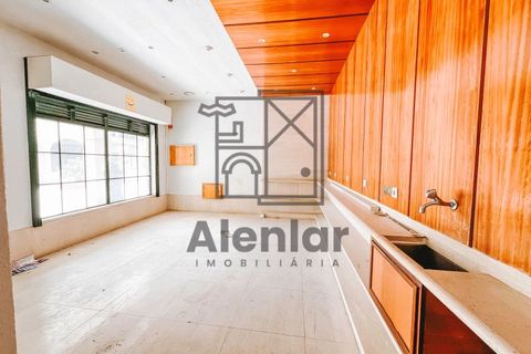 L'establiment comercial a Alenquer, Lisbon, Alenquer - € 650/mes | Ref: BOT_93 - foto 3