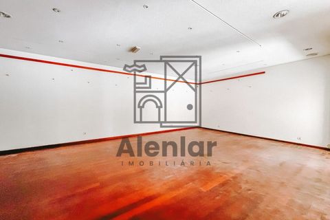 L'establiment comercial a Alenquer, Lisbon, Alenquer - € 650/mes | Ref: BOT_93 - foto 4