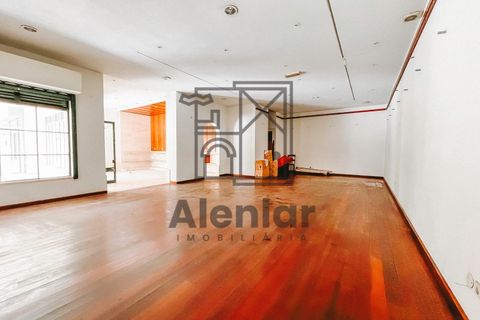 L'establiment comercial a Alenquer, Lisbon, Alenquer - € 650/mes | Ref: BOT_93 - foto 8