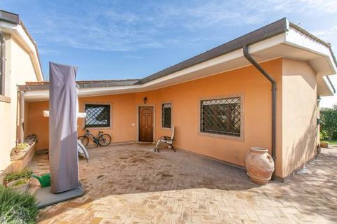 Villa a Pomezia, Rome, Pomezia - € 419.000 | Ref: 1001-740 - foto 29