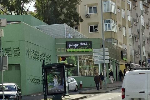 Erhvervsejendom i Amadora, Lisbon, Amadora - € 82.000 | Ref: C0483-01705 - foto 17