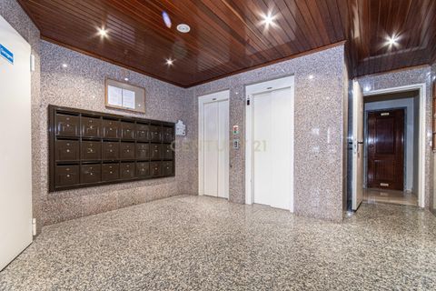 Lejlighed i Amadora, Lisbon, Amadora - € 335.000 | Ref: C0483-01696 - foto 15