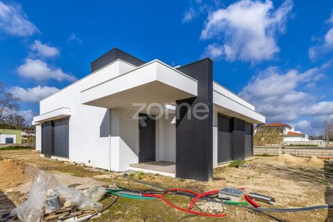 Villa a Boa Vista, Leiria, Boa Vista - € 595.000 | Ref: ZMPT585573 - foto 2