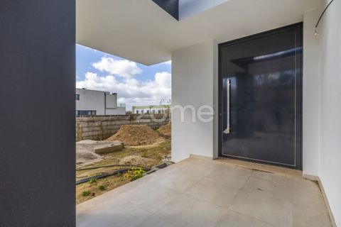 Villa a Boa Vista, Leiria, Boa Vista - € 595.000 | Ref: ZMPT585573 - foto 3