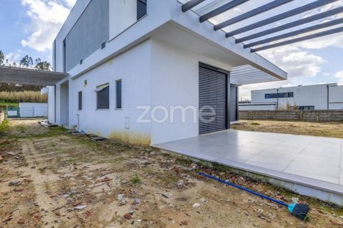 Villa a Boa Vista, Leiria, Boa Vista - € 595.000 | Ref: ZMPT585573 - foto 4