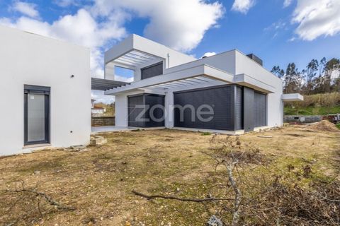 Villa a Boa Vista, Leiria, Boa Vista - € 595.000 | Ref: ZMPT585573 - foto 12