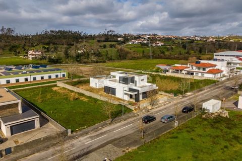 Villa a Boa Vista, Leiria, Boa Vista - € 595.000 | Ref: ZMPT585573 - foto 16