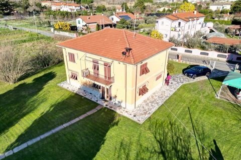 Villa i Ameglia, La Spezia, Ameglia - € 469.000 | Ref: 1409 - foto 2