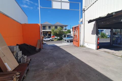 L'establiment comercial a Saint-Andre, La Reunion, Saint-Andre - € 71.004/mes | Ref: 6622 - foto 4