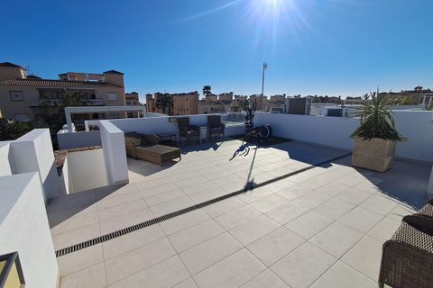 Villa a Cabo Roig, Alicante, Cabo Roig - € 360.000 | Ref: KJC-97939 - foto 19