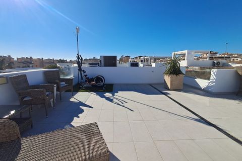 Villa a Cabo Roig, Alicante, Cabo Roig - € 360.000 | Ref: KJC-97939 - foto 20