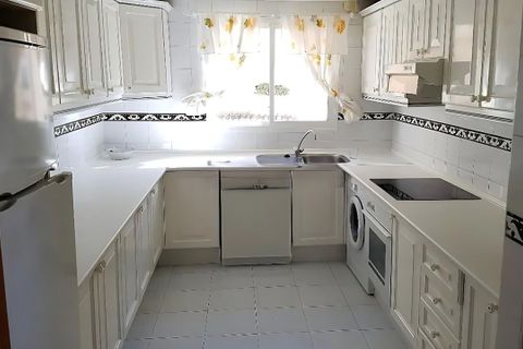 Lejlighed i Estepona, Malaga, Estepona - € 630.000 | Ref: R5074096 - foto 3