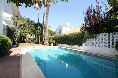 Villa a Los Monteros, Malaga, Los Monteros - € 3.900.000 | Ref: R2043104 - foto 6