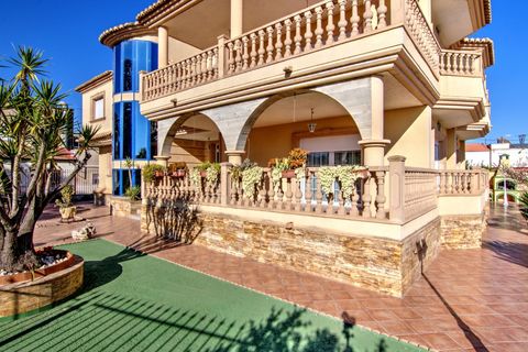 Villa i Orihuela, Alicante, Orihuela - € 1.166.550 | Ref: c2f468fd-283e-470c-a - foto 7