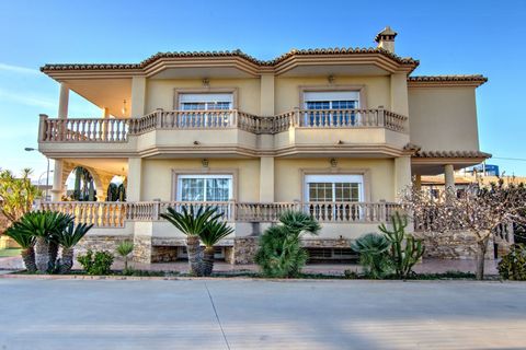 Villa i Orihuela, Alicante, Orihuela - € 1.166.550 | Ref: c2f468fd-283e-470c-a - foto 8