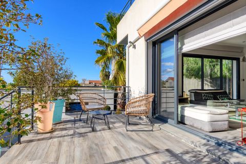 Villa a Marseille, Bouches-du-Rhone, Marseille - € 1.300.000 | Ref: HH-16083010 - foto 2