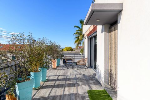 Villa a Marseille, Bouches-du-Rhone, Marseille - € 1.300.000 | Ref: HH-16083010 - foto 6