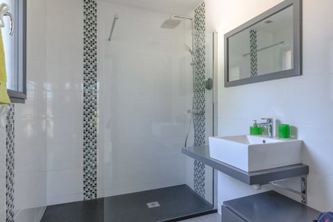 Villa a Marseille, Bouches-du-Rhone, Marseille - € 1.300.000 | Ref: HH-16083010 - foto 15