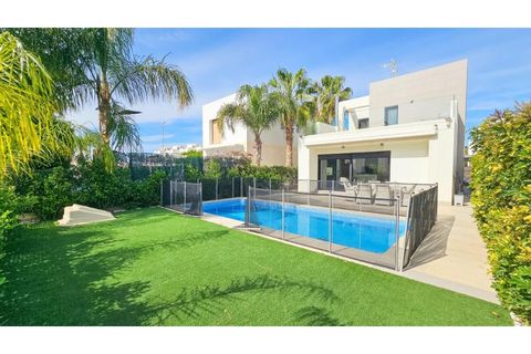 Villa i Rojales, Alicante, Rojales - € 458.900 | Ref: MLSC7336401 - foto 1