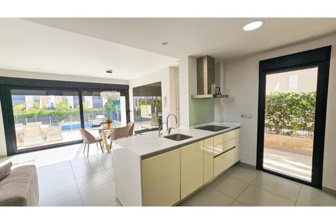 Villa i Rojales, Alicante, Rojales - € 458.900 | Ref: MLSC7336401 - foto 6