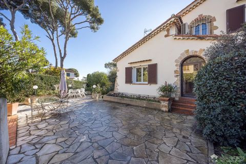 Villa i Antibes, Alpes-Maritimes, Antibes - € 1.395.000 | Ref: HH-16075967 - foto 3