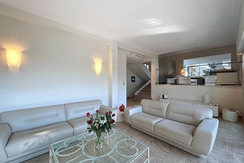 Villa i Antibes, Alpes-Maritimes, Antibes - € 2.950.000 | Ref: HH-16074347 - foto 10