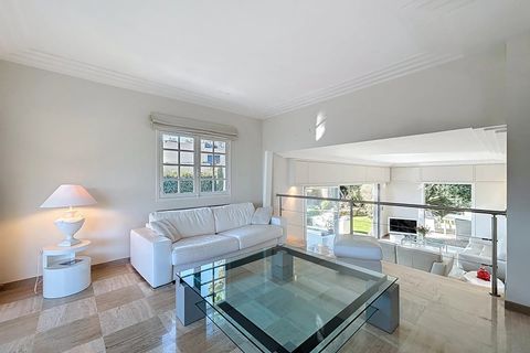 Villa i Antibes, Alpes-Maritimes, Antibes - € 2.950.000 | Ref: HH-16074347 - foto 13