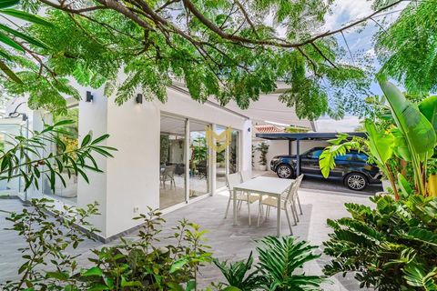 Villa a Adeje, Tenerife, Adeje - € 1.590.000 | Ref: P00022/13668 - foto 26