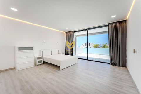 Villa i Adeje, Tenerife, Adeje - € 1.800.000 | Ref: P00033/13668 - foto 14