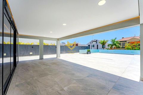 Villa i Adeje, Tenerife, Adeje - € 1.800.000 | Ref: P00033/13668 - foto 34