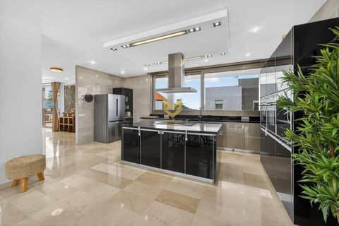 Villa i Adeje, Tenerife, Adeje - € 2.300.000 | Ref: P00054/13668 - foto 9
